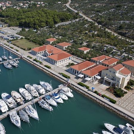 Apartment Aci Marina Црес Екстер'єр фото