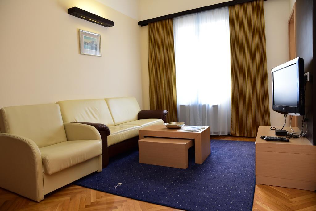 Apartment Aci Marina Црес Екстер'єр фото